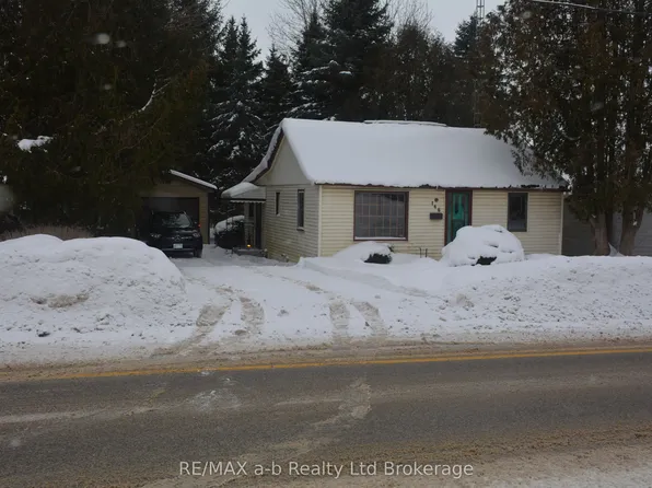 146 Whiting St, Ingersoll, ON N5C 3B3