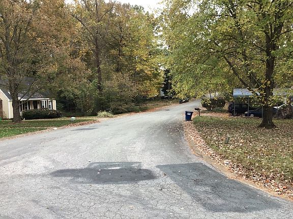 4th image of 8519 Den Bark Dr
