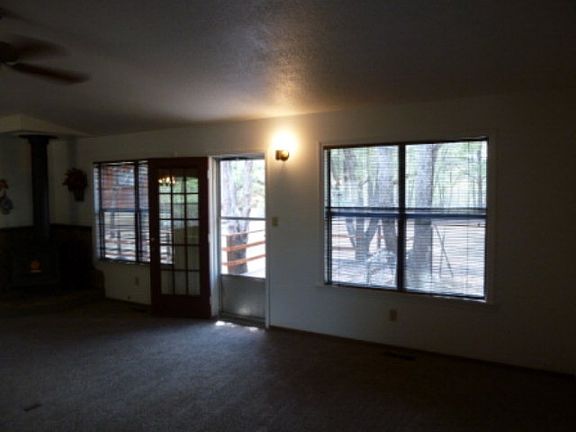 4th image of 146 Pine Hill Trl