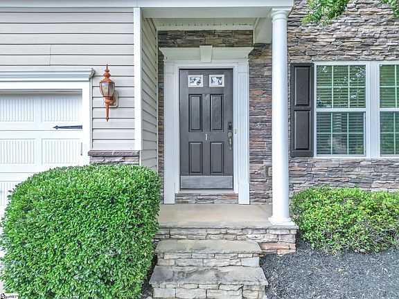 3rd image of 1 Flat Shoals Ct