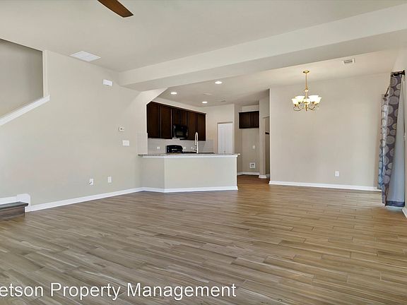 4th image of 1601 Arbor Knot Dr