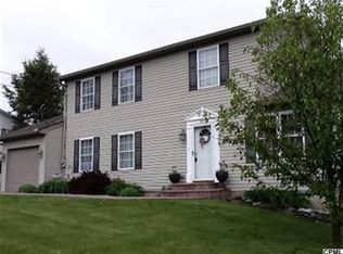 203 Long Ln, York Haven, PA 17370