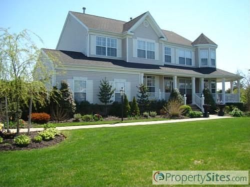 1st image of 67 Canterbury Dr