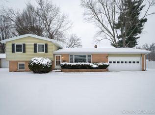 3230 Iroquois Trl, Kalamazoo, MI 49006