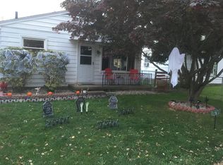 1930 Garner Ave, Oregon, OH 43616