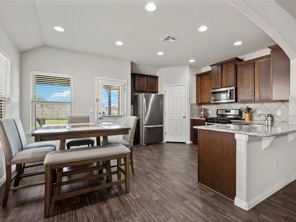 204 Lambert St, Leander, TX 78641