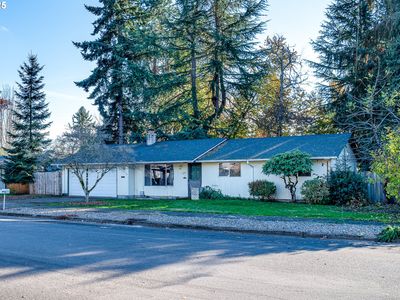 208 NW 24th St, McMinnville, OR, 97128