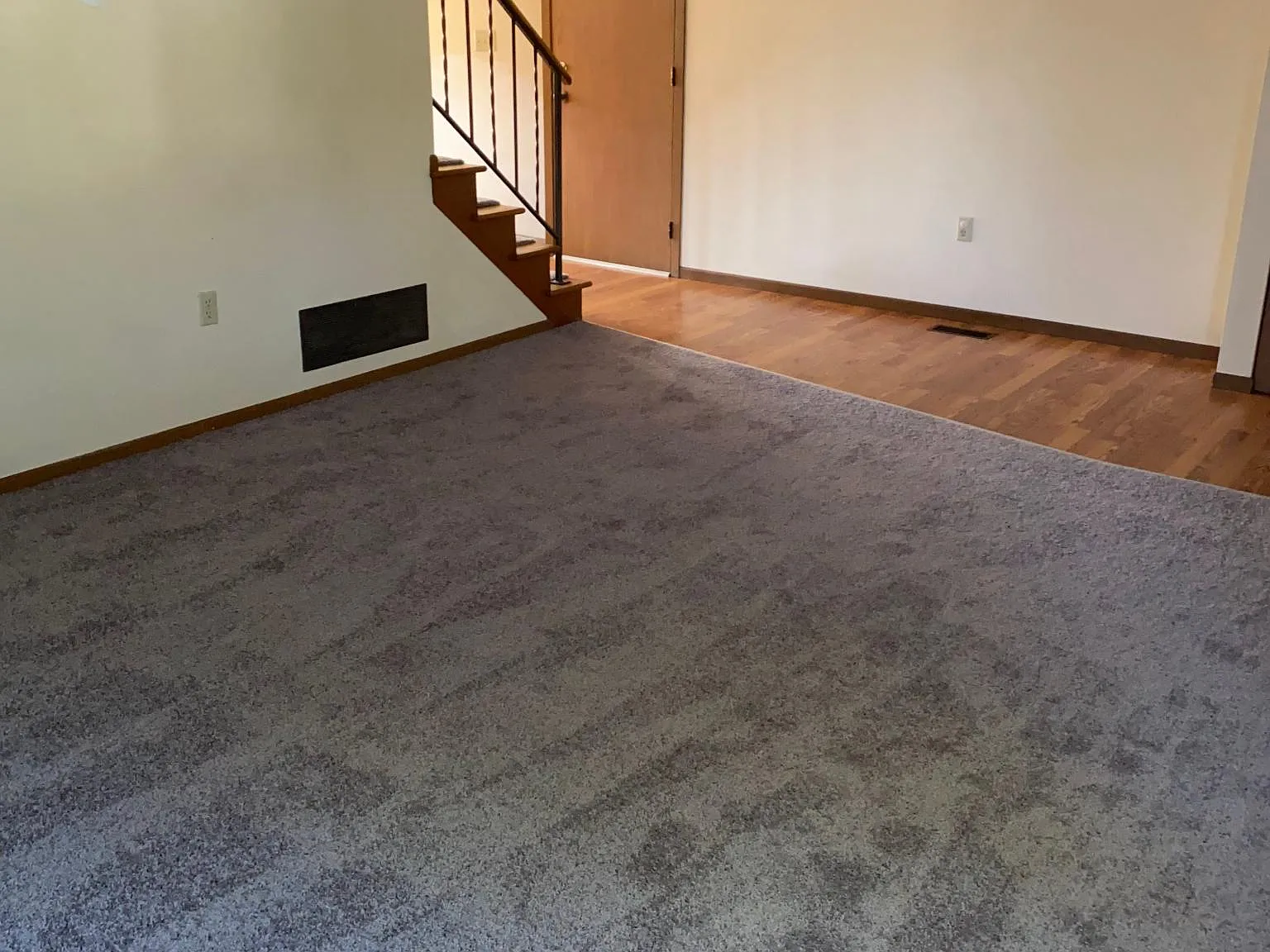 3 bed, 1.5 bath, 1150 sqft, $1,425 — Photo 2