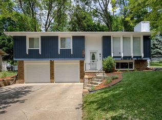 15412 Y St, Omaha, NE 68137
