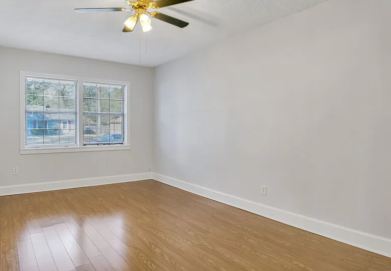 207 Whittington Dr — Photo 7