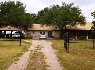 501 Cowboy Trl, Liberty Hill, TX 78642
