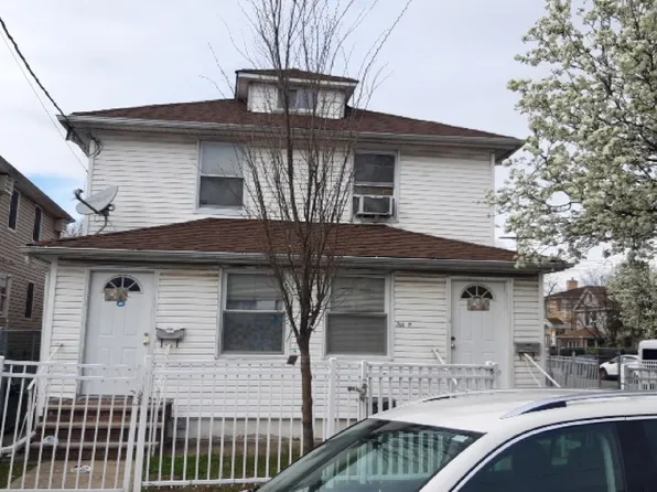 20619 48th Ave, Flushing, NY 11364