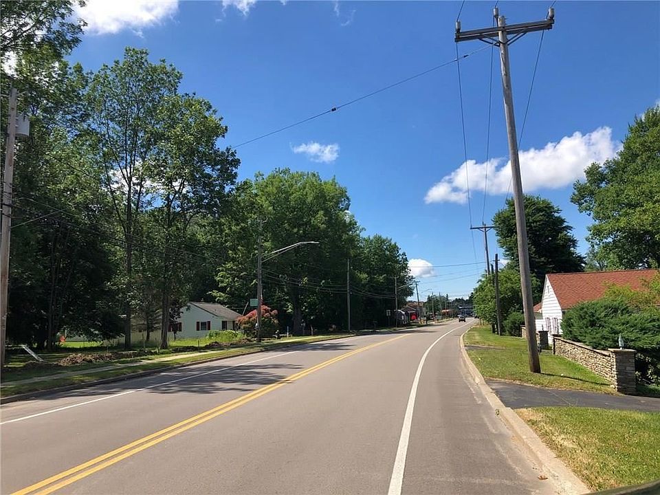 2nd image of 185 W Lake Rd
