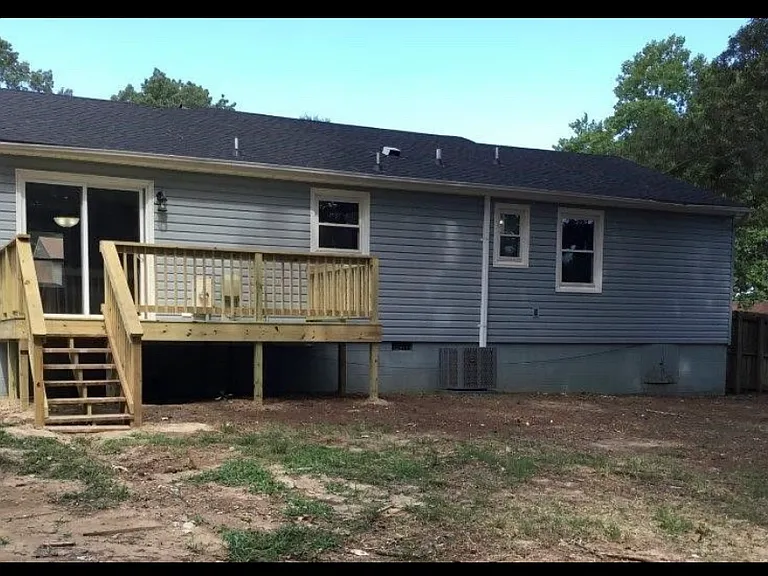 9301 Chesswood Cir — Photo 5