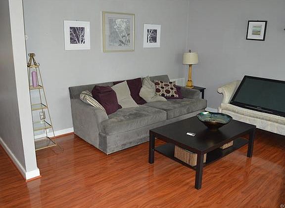 3rd image of 2221 Kingsbrook Dr #2221