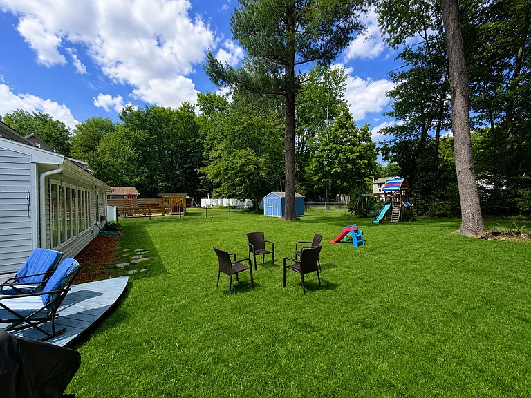 10 Curtis Rd — Photo 8