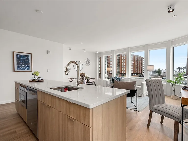 120 Nantasket Ave #303 — Photo 6