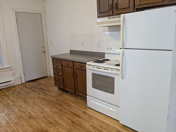 2nd image of 317 10th St N
