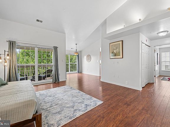 2nd image of 2506 Coach House Way APT 3C