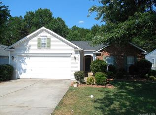 7912 Travers Run Dr, Charlotte, NC 28215