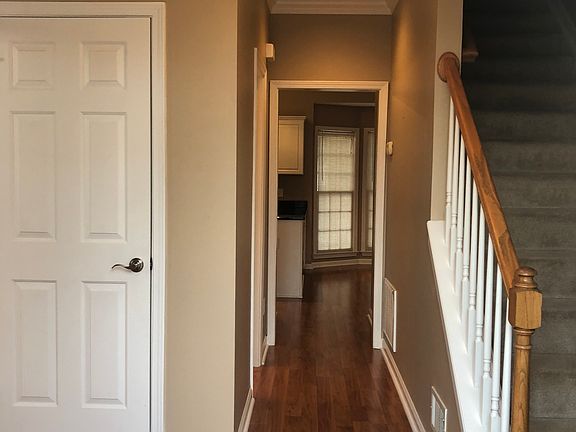 5th image of 2185 Carlysle Cove Dr