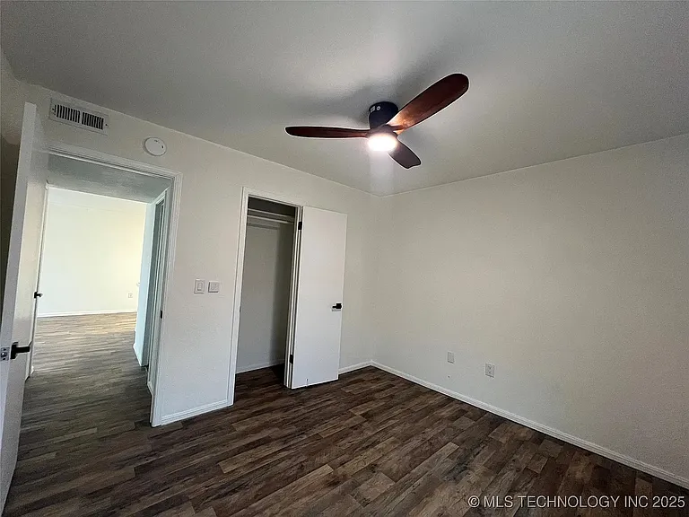 503 W Allen 5/b #5 — Photo 13