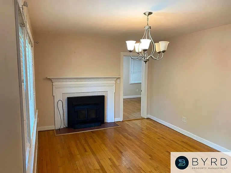 1228 Blue Jay Ln — Photo 4