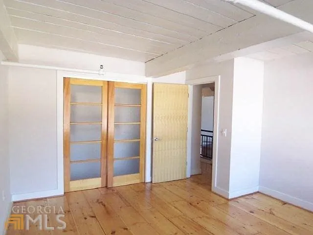 190 Walker St SW #201 — Photo 10