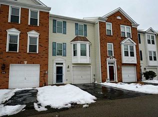 908 Lexington Dr, Aliquippa, PA