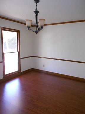 4th image of 5155 Maplewood Dr