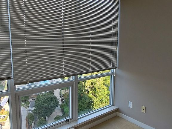 5th image of 9981 Whalley Blvd #1002