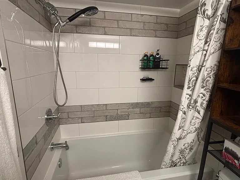 1027 Cameron Ave SW #108 — Photo 11