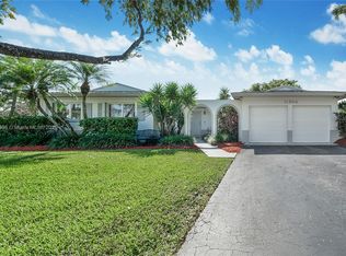 11204 SW 133rd Ter, Miami, FL 33176