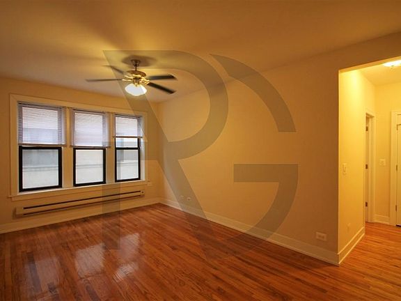 2nd image of 617 W Melrose St #617B2