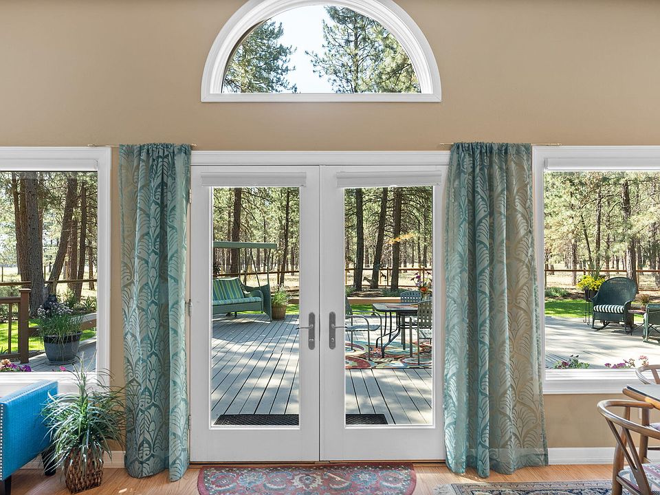 14853 Crupper, Sisters, OR 97759 | Zillow