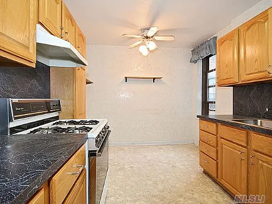 Sold by Century 21 American Homes | media 3