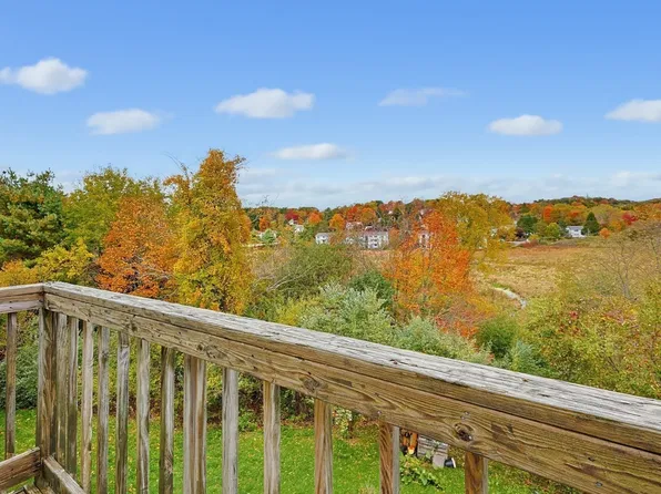 17 Bixby Rd APT 4, Spencer, MA 01562