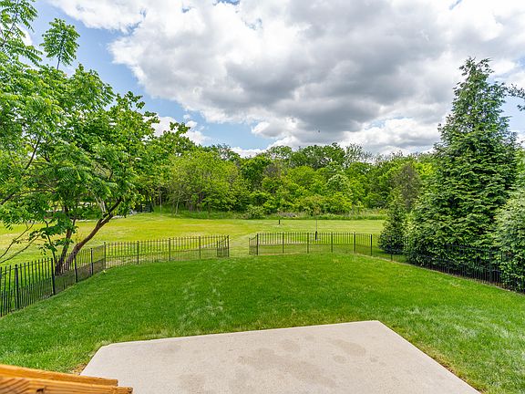2nd image of 2361 Dogwood Trace Blvd