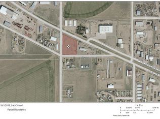 2300 W Jones Ave, Garden City, KS 67846