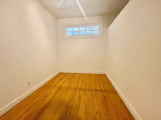 Rented by Century 21 Premier  | media 11