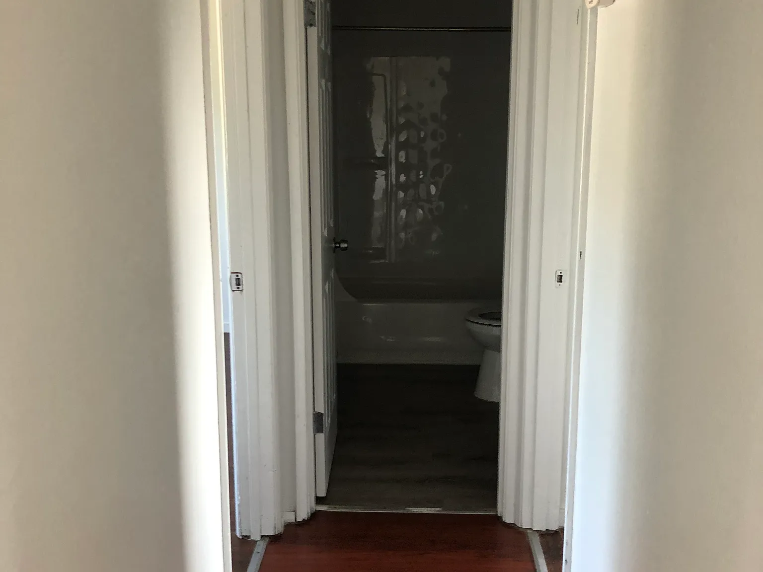 2 bed, 745 sqft, $1,600 — Photo 2