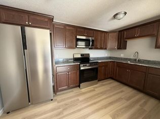 305 Newton St, Fall River, MA 02721