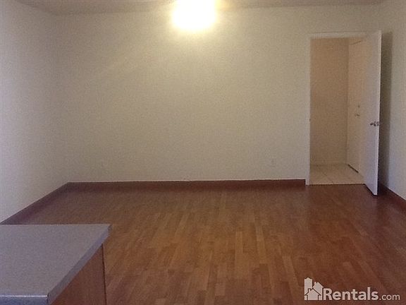 5th image of 4738 W Villa Maria Dr