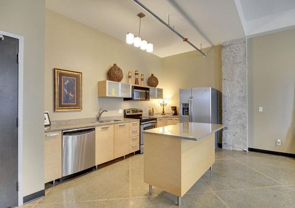 1st image of 350 Saint Peter St Unit 602