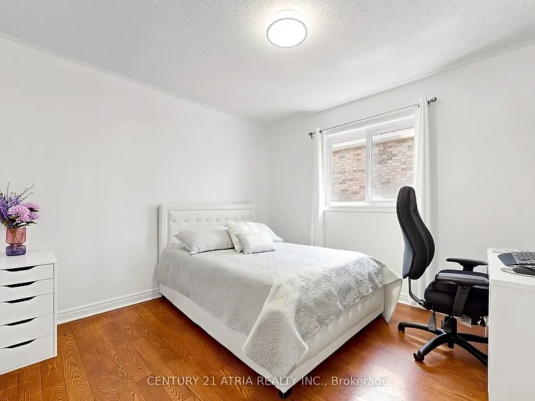 15 Paulgrave Ave — Photo 20