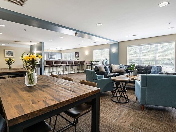 Barrington Place Apartments Club Room