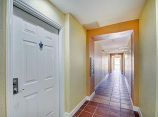 630 Sapodilla Ave APT 231, West Palm Beach, FL 33401