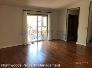 627 Golden Ln, Medford, OR 97504