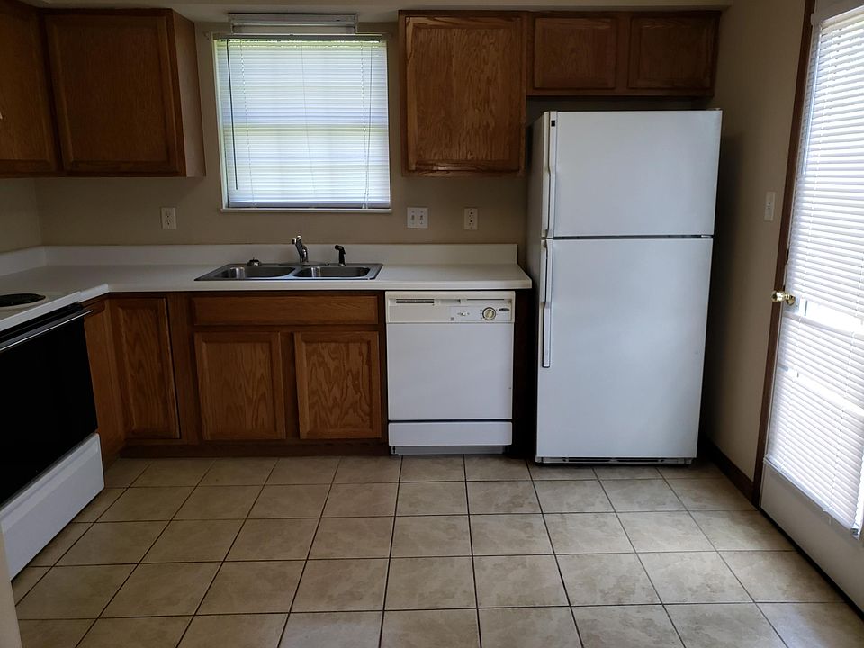 2nd image of 7906 Fall Branch Way