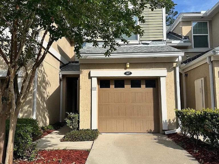 107 San Briso Way — Photo 1